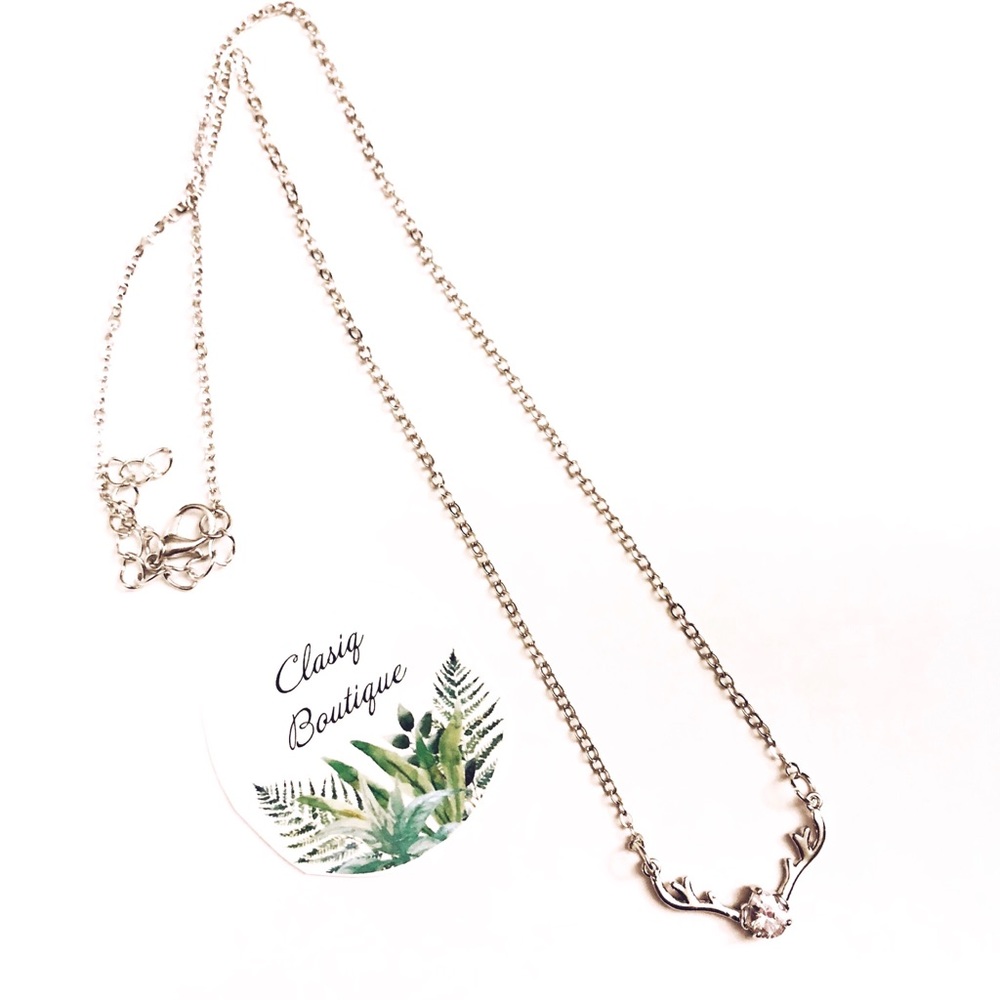 🦌 Rustic Antler Necklace with Rhinestone 🦌